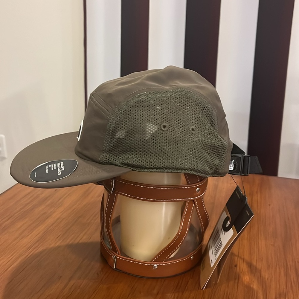 The North Face Class V Camp Hat Cap new green Mens One Size - Picture 4 of 12